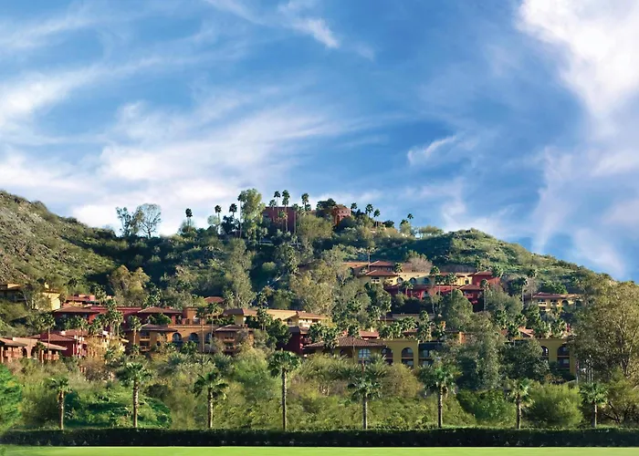 Resort Hilton Tapatio Cliffs 3*