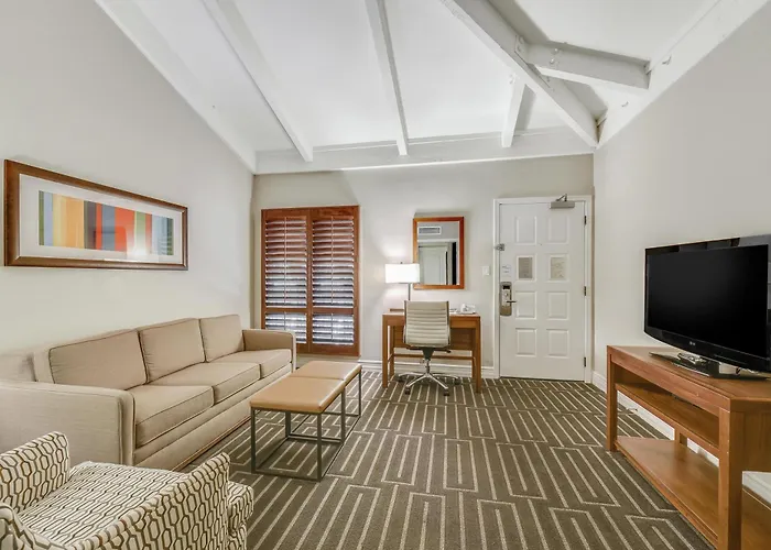 Hilton Tapatio Cliffs Resort 3*